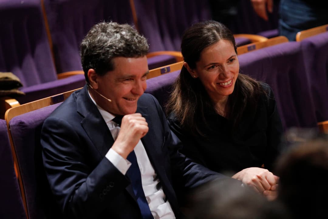 Apariția lui Nicușor Dan și Mirabela Grădinaru la serbarea fiicei lor, Aheea, atractiv comentată; iubita președintelui a sosit independent!