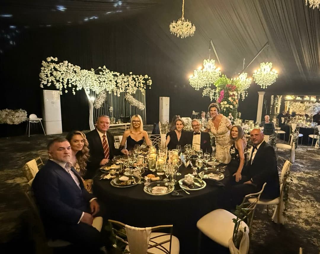 Mihaela Borcea și Sorin Rap și-au spus Da! Detalii despre nuntă și destinația lunii de miere extravagante
