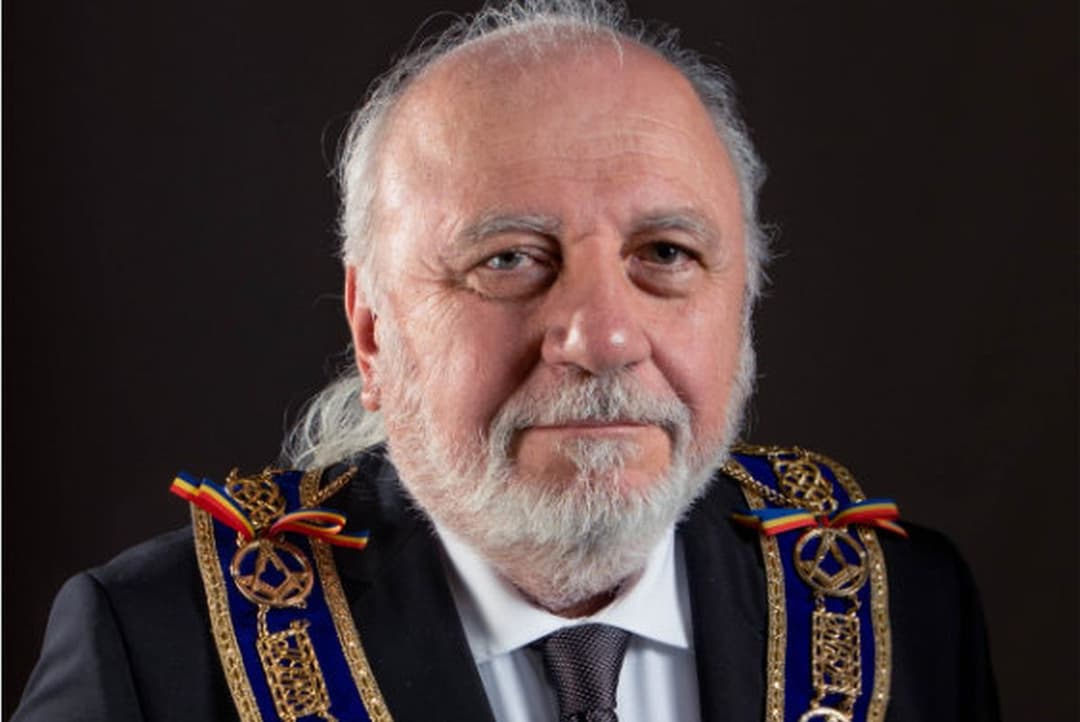Detalii despre alegerea sa la Palatul Ghica din București