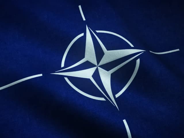  Ce a propus Mark Rutte la summitul NATO și cum răspunde secretarul general?