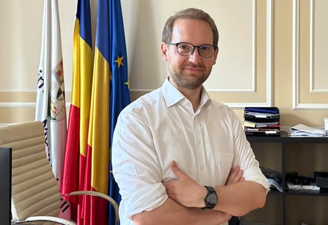  USR și PNL sprijină candidatul Nicușor Dan împotriva izolaționiștilor în al doilea tur prezidențial