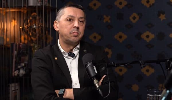  Ministrul Daniel David Contestă Educația Sexuală, Propune Educație pentru Sănătate fără Ideologie