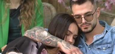 Reacția Emmei când află în direct că Adrian a cerut să fie exclus din emisiune. Cum explică el gestul