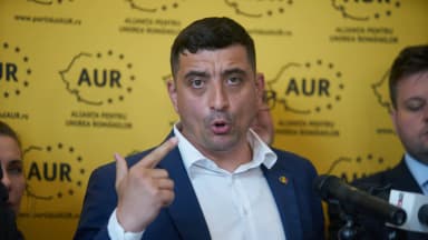 George Simion, criticat de francezi: Vorbiți exact ca Vladimir Putin. Jigniți