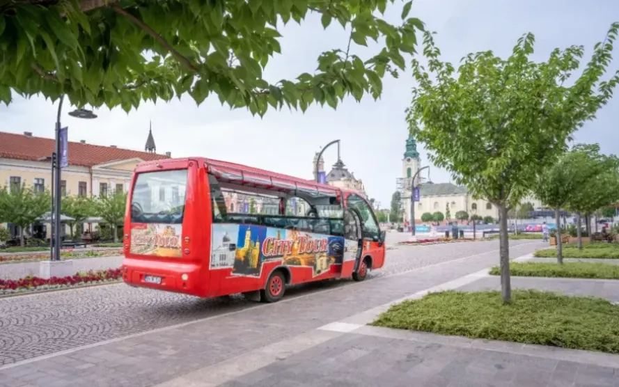 Programul Autobuzului turistic din Oradea, 8–9 august