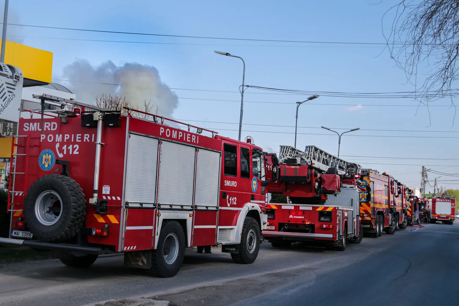 Foc la o hală din Sectorul 1: 500 mp și mesaj RO-ALERT
