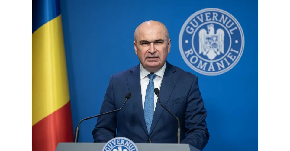 Bolojan își prezintă bilanțul: deficit mai mic, investiții mai mari