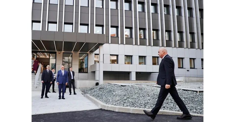 Cluj-Napoca: SCJU inaugurează centru cu 6 săli de operație neurochirurgicală